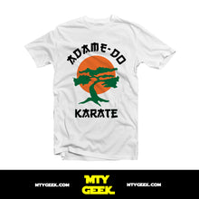 Load image into Gallery viewer, Playera Cobra Kai Mod. Adame Alfredo Miyagi Do Karate Kit