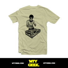 Load image into Gallery viewer, Playera Bruce Lee Mod. Dj Dragon Vintage Retro Unisex