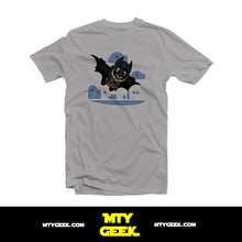 Load image into Gallery viewer, Playera Mario Bros - Mod. Batman Vintage Retro Unisex