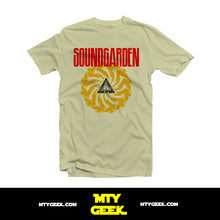 Load image into Gallery viewer, Playera Soundgarden - Mod. Badmotorfinger Retro Unisex
