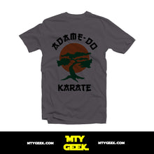 Load image into Gallery viewer, Playera Cobra Kai Mod. Adame Alfredo Miyagi Do Karate Kit
