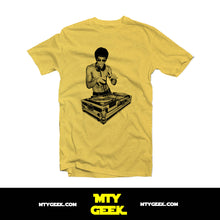 Load image into Gallery viewer, Playera Bruce Lee Mod. Dj Dragon Vintage Retro Unisex
