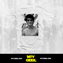 Load image into Gallery viewer, Playera Bruce Lee 2 Dragon Retro Película Vintage Unisex
