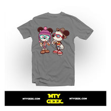 Load image into Gallery viewer, Playera Mickey Mause Mod. Hipster Disney Unisex
