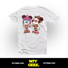 Load image into Gallery viewer, Playera Mickey Mause Mod. Hipster Disney Unisex
