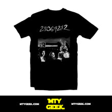 Load image into Gallery viewer, Playera Donnie Darko - Mod. 5 Retro Movie Vintage Unisex
